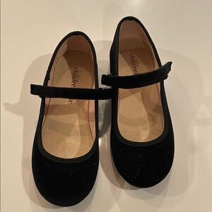 The Children's Place Black Dress Shoes with Mary Jane Style and Rounded Toe